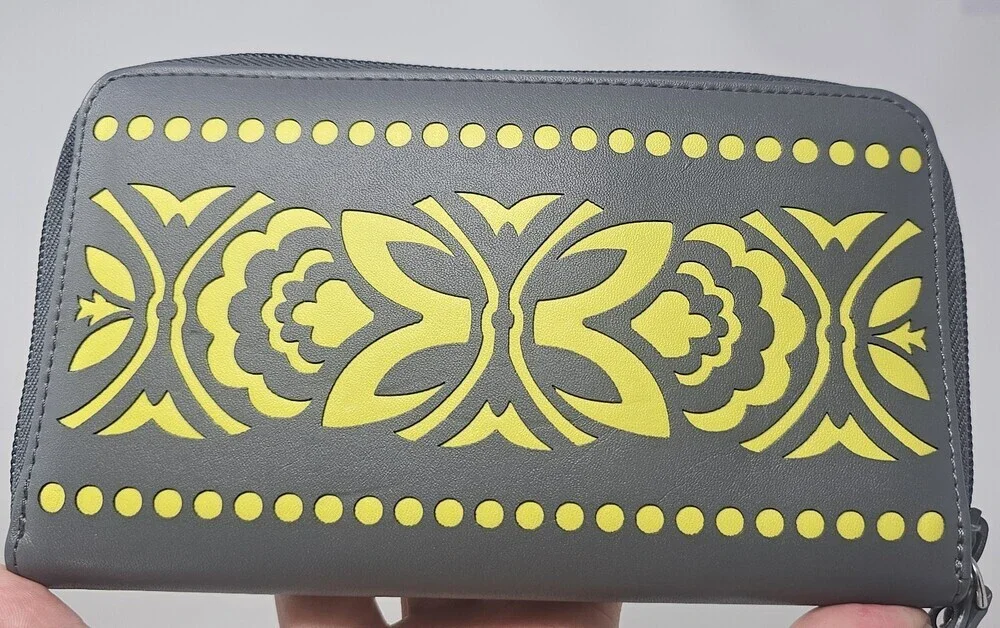 Vera Bradley Laser Cut Wallet Moonless Night Faux Leather Gray Yellow Zip Around - Picture 2 of 11